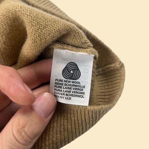 90s Burberrys sweater vest, vintage 42" beige lambswool Scotland made knit vest - Picture 3 of 9